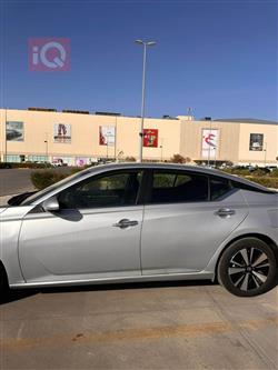 نيسان ألتيما